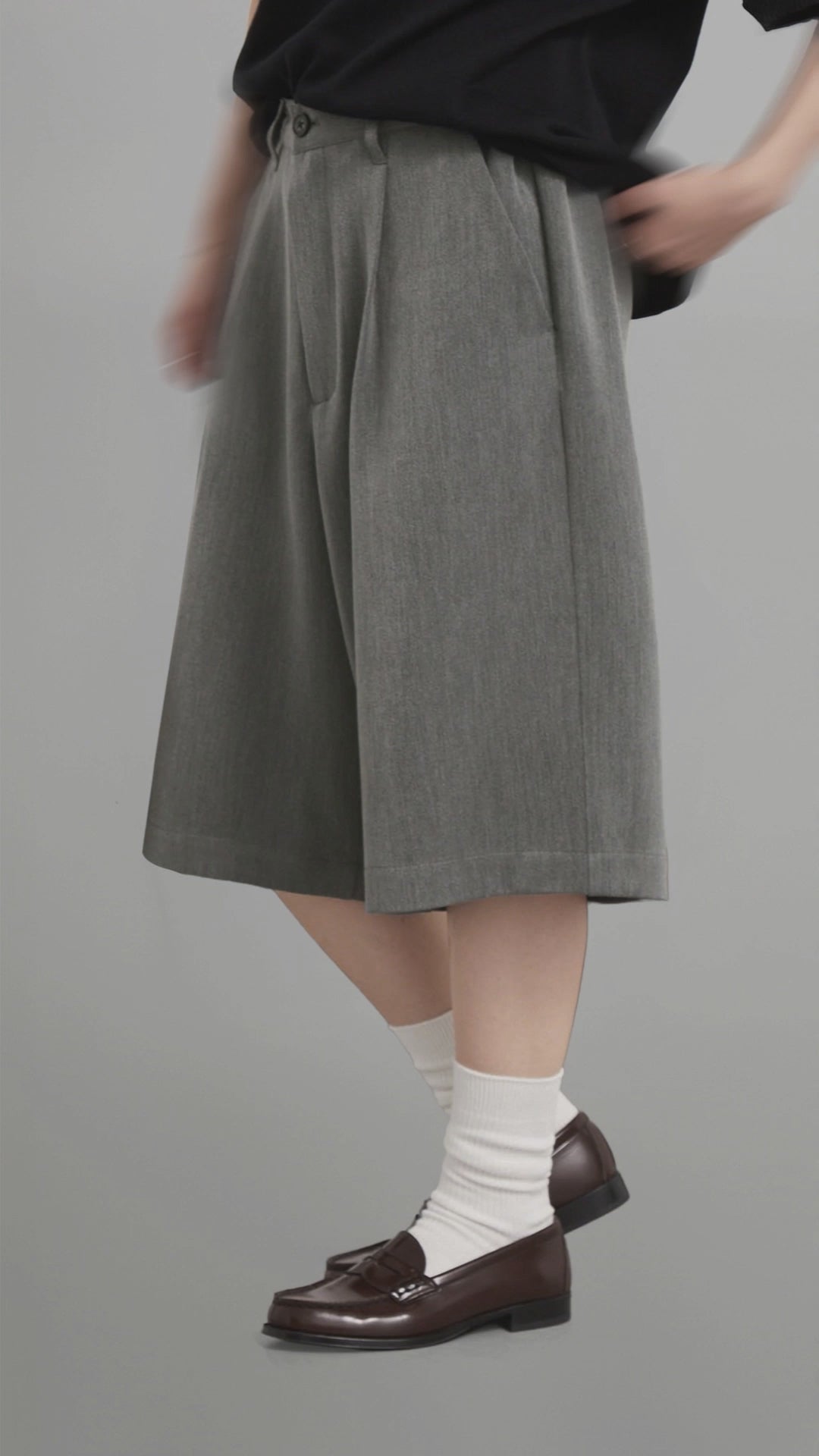 Wide Leg Bermuda Shorts