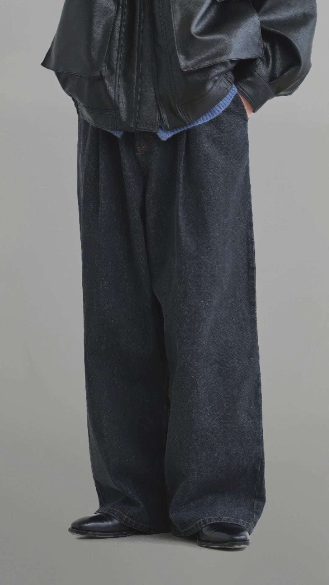 Wide Balloon Jeans